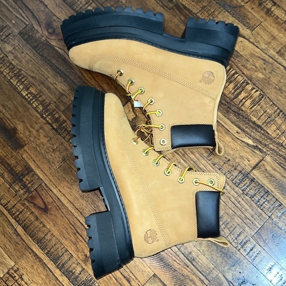 Timberland Sky Boots Wheat Nubuck Leather 6” Lace Up Platform Lug Soles Sz 7 - Picture 10 of 16